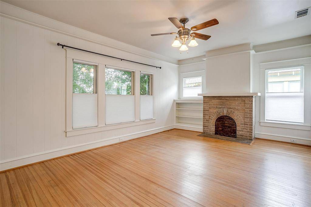 Dallas, TX 75208,402 N Marlborough Avenue