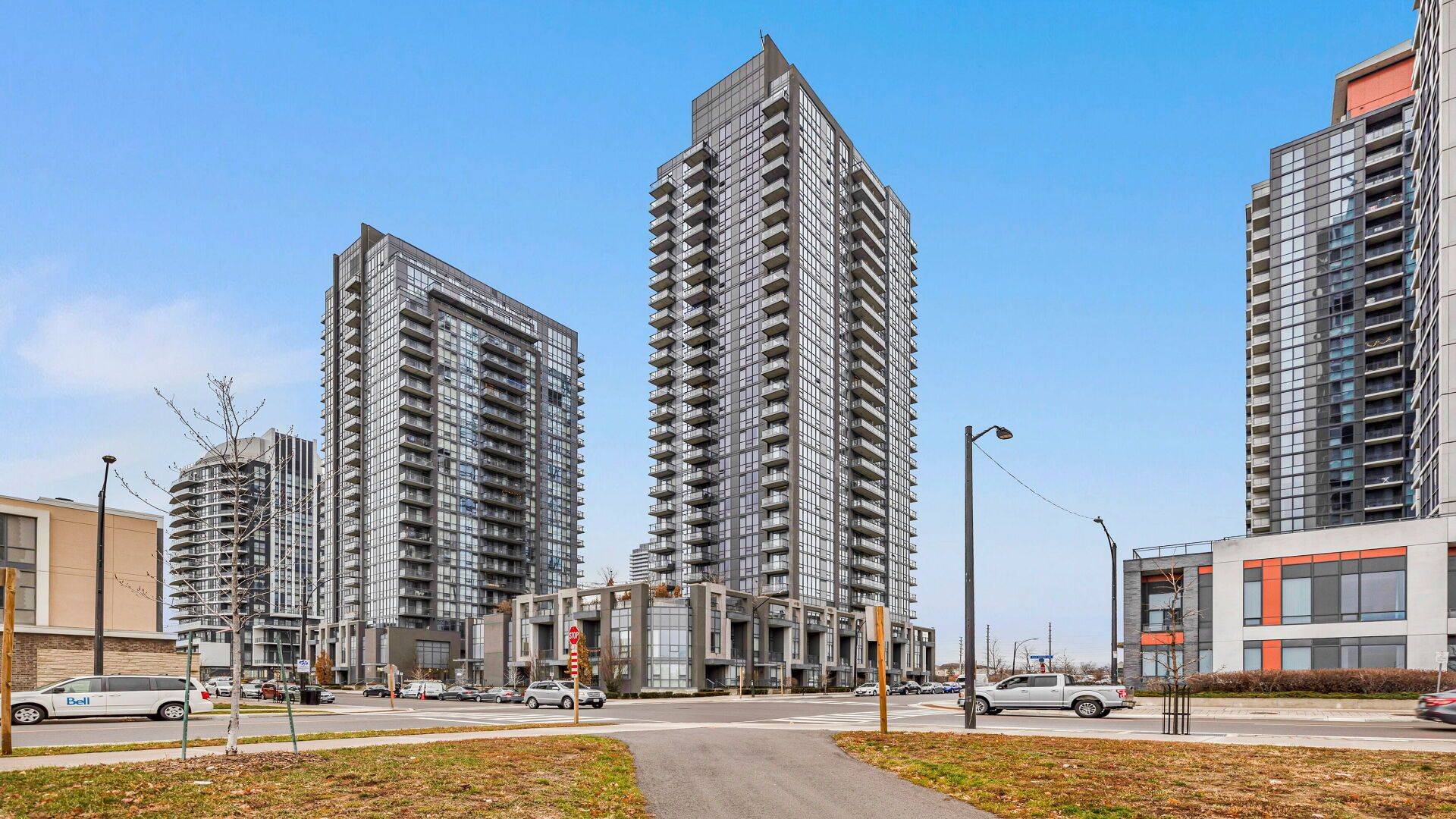 Mississauga, ON L5R 0G5,5025 Four Springs AVE #702