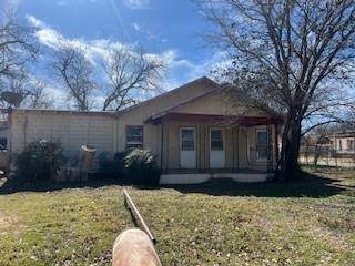 Jacksboro, TX 76458,835 W Thompson Street