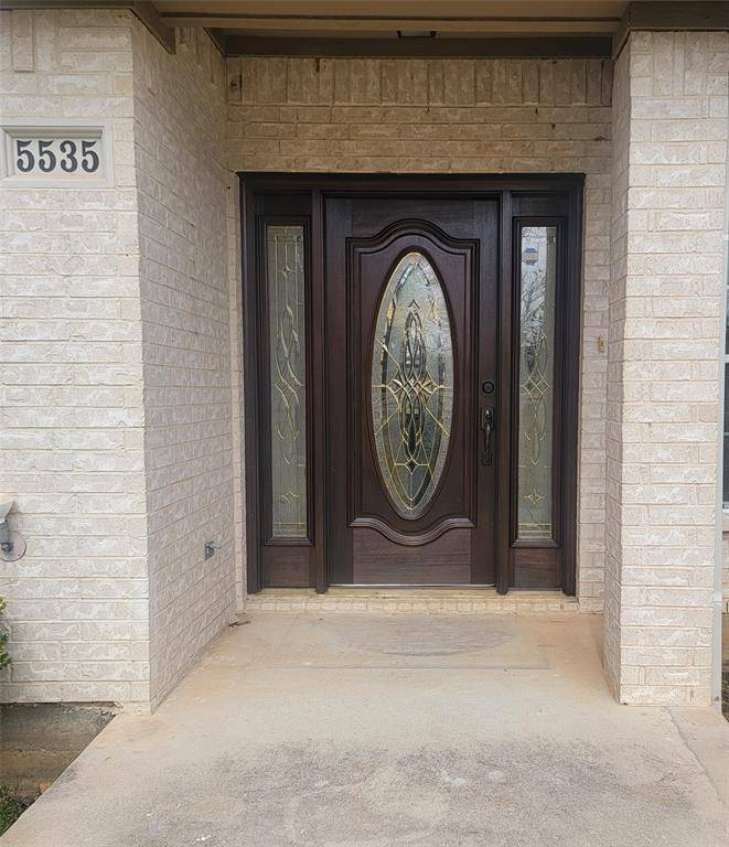 Fort Worth, TX 76140,5535 Whispering Oaks Lane