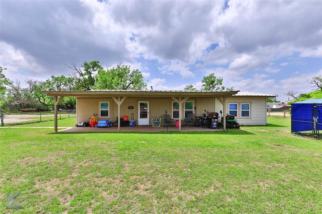 Tye, TX 79563,108 Indian Creek Drive