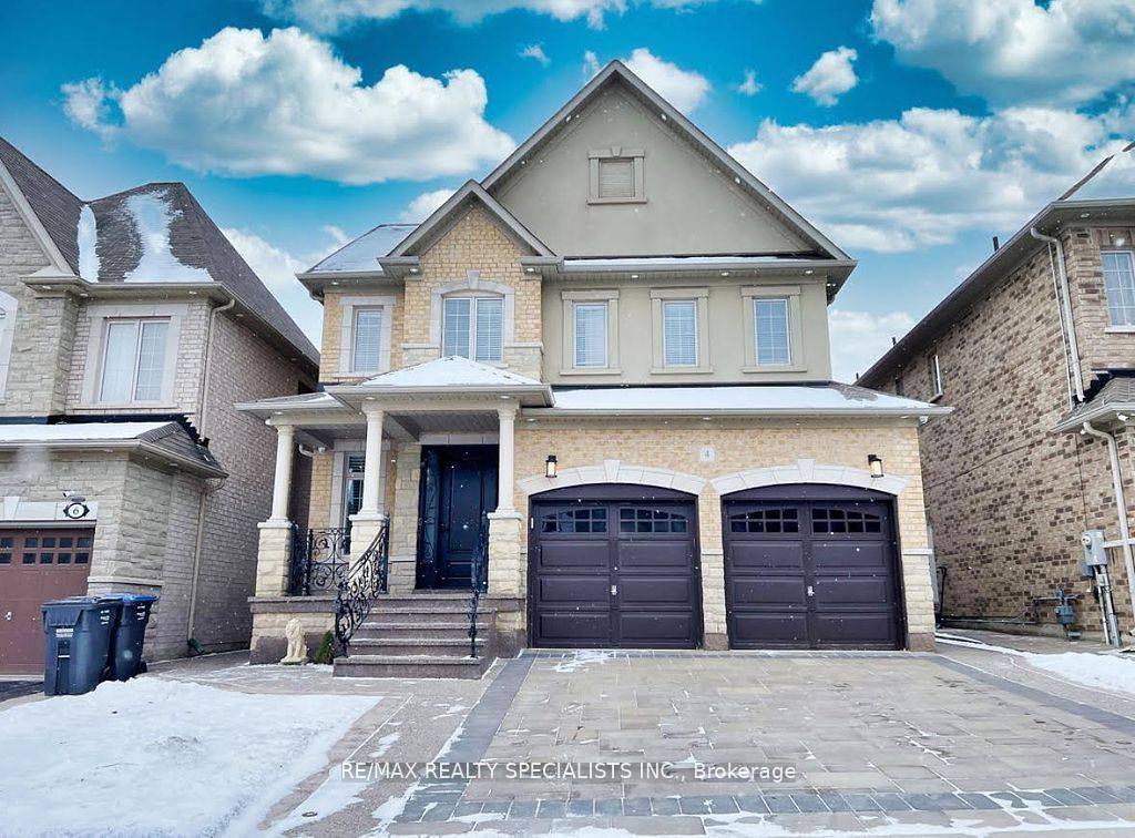 Brampton, ON L6Y 2Y2,4 Vernosa DR