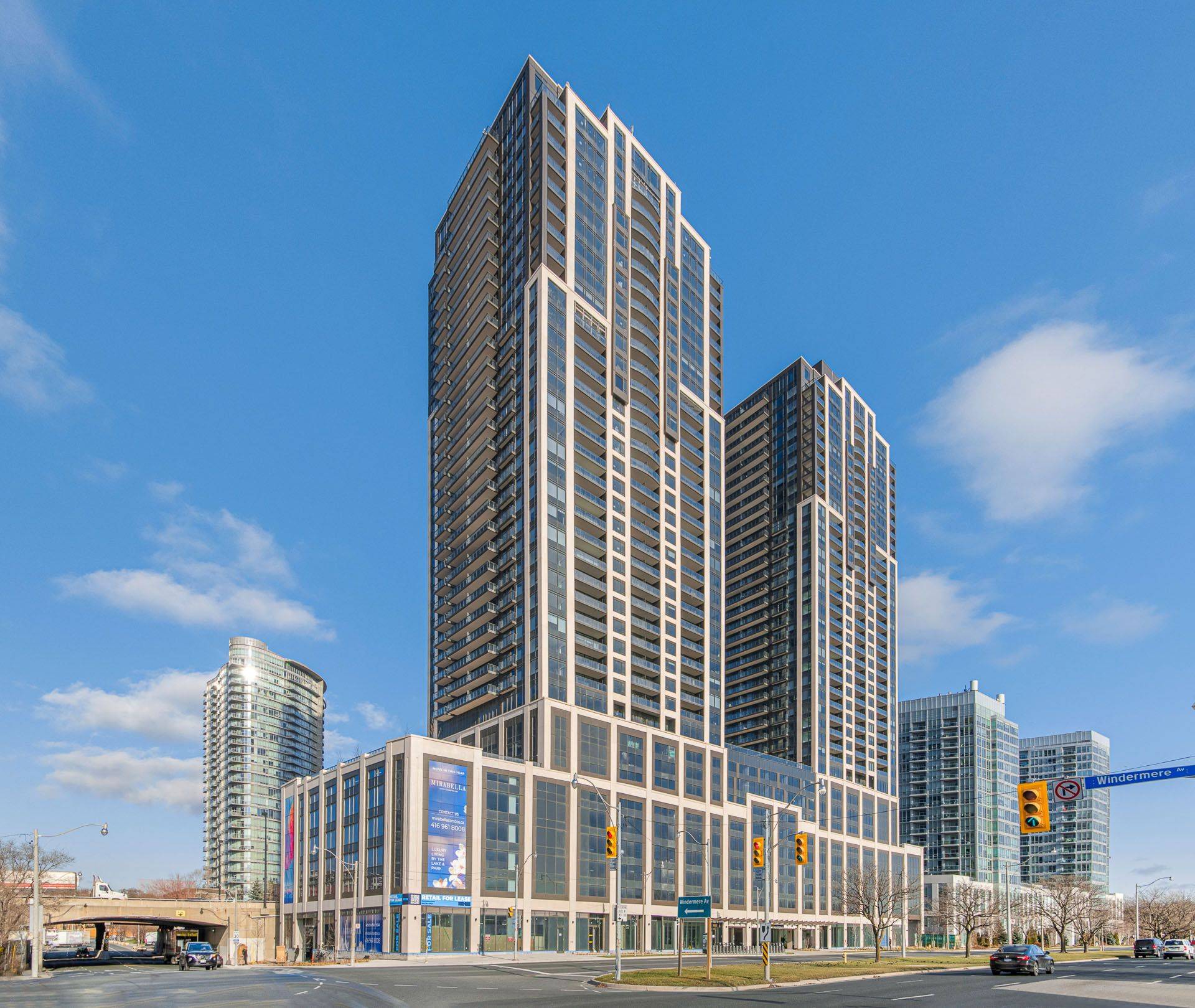 Toronto W01, ON M6S 0B1,1928 Lakeshore BLVD W #Ph01w