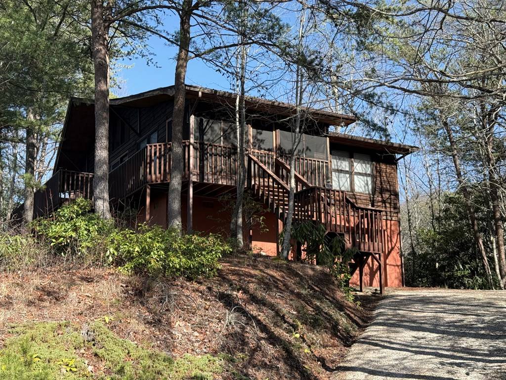 Andrews, NC 28901,38 Blue Berry Hill