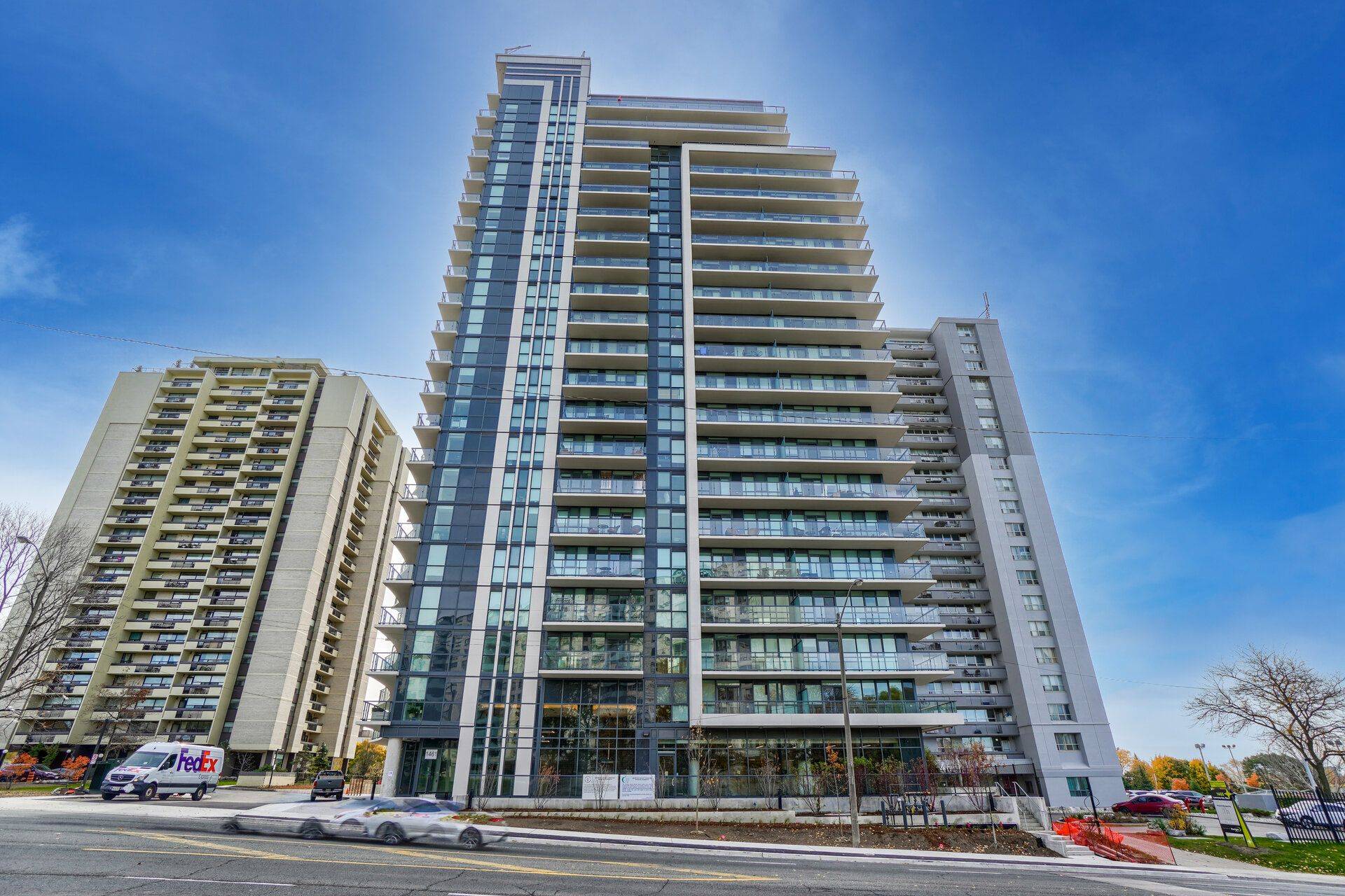 Toronto W04, ON M6L 1B3,1461 Lawrence AVE W #1809