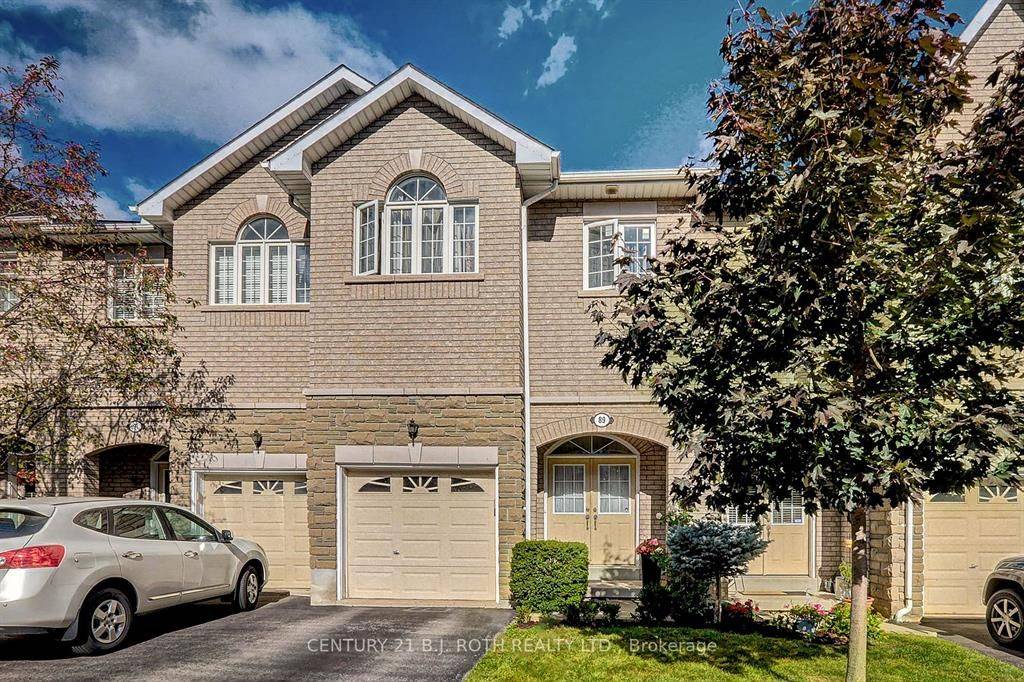 Mississauga, ON L5R 4E9,470 Faith DR #89