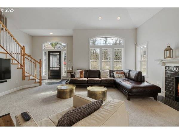 Portland, OR 97236,6403 SE DUNBAR DR