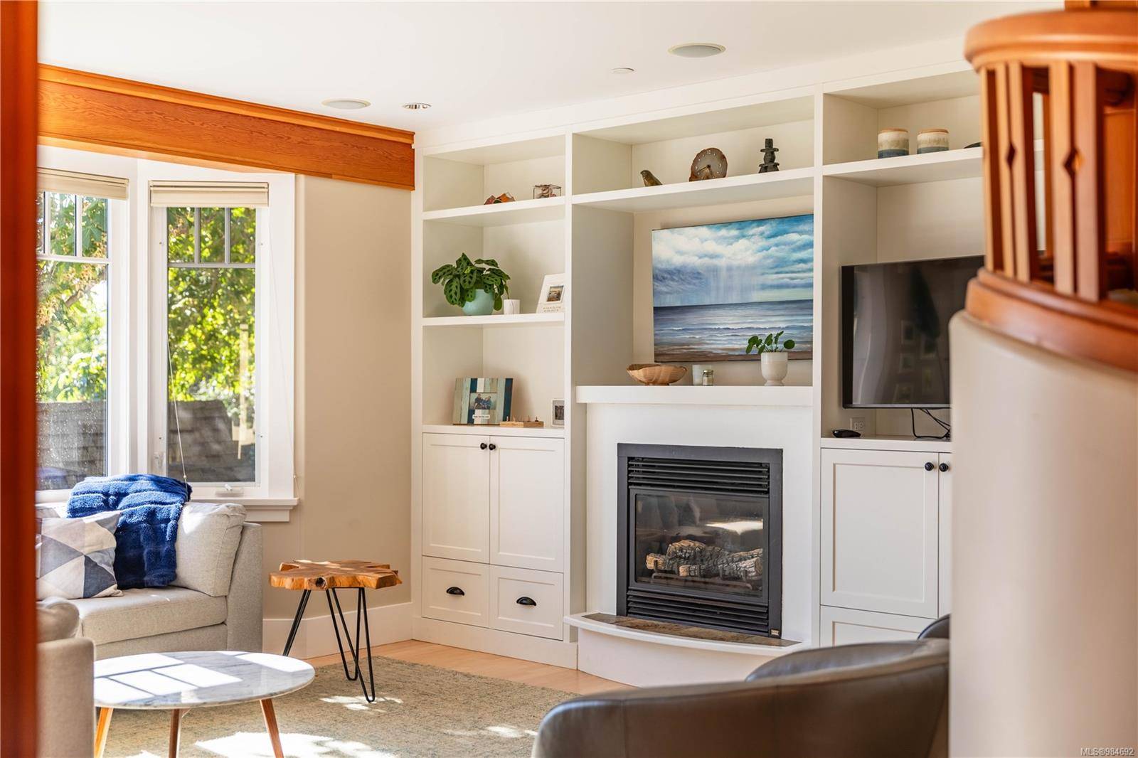 Oak Bay, BC V8S 4Z4,525 Transit Rd