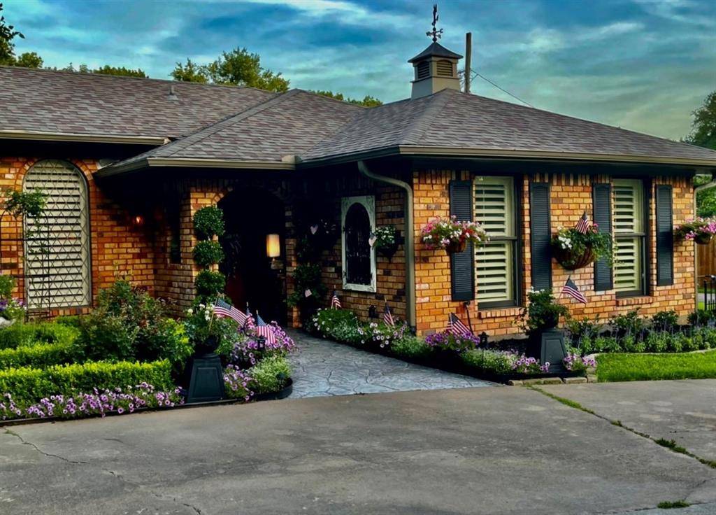 Sherman, TX 75092,1704 W Lamberth Road