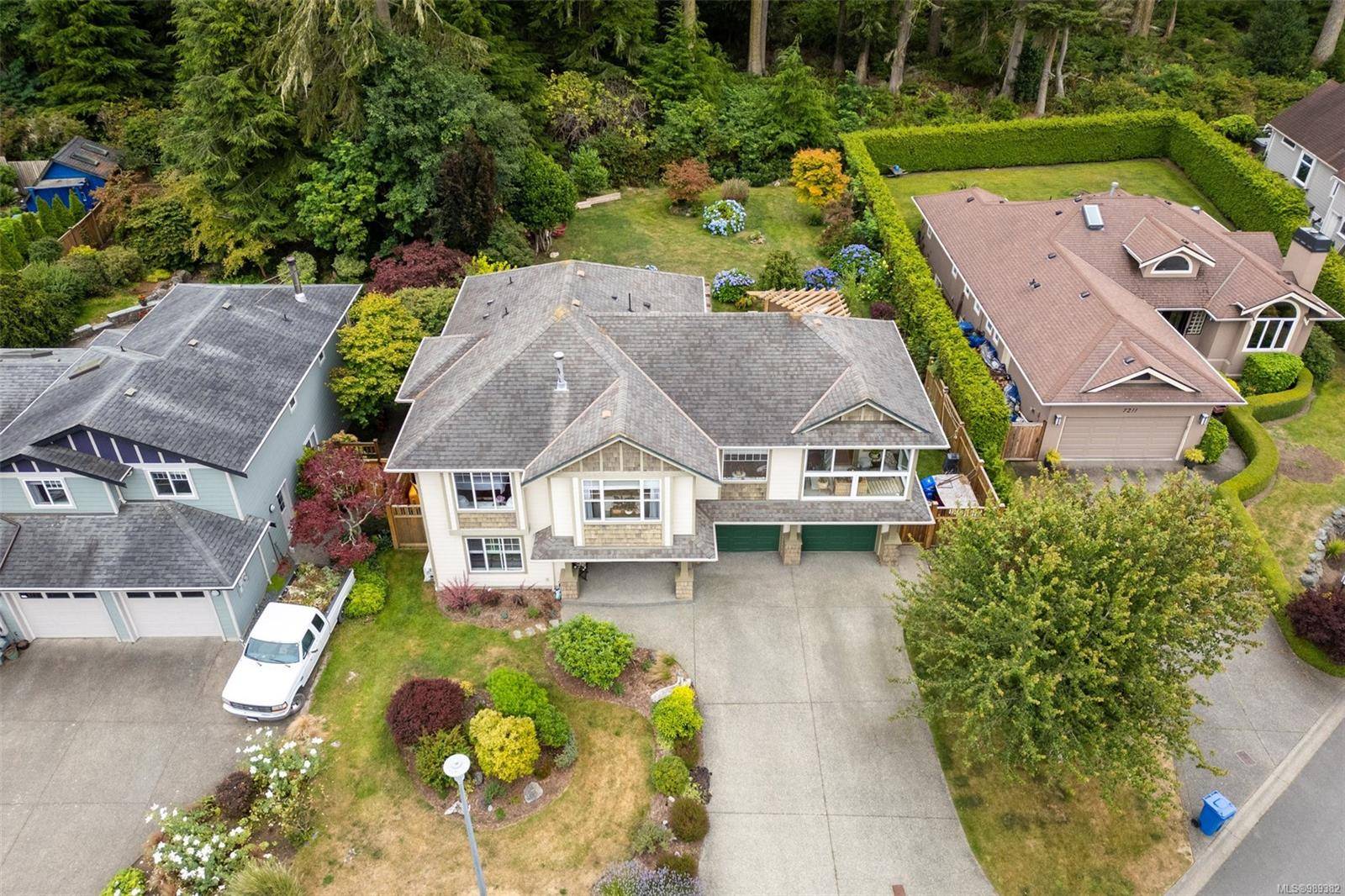 Sooke, BC V9Z 1A8,7209 Austins Pl
