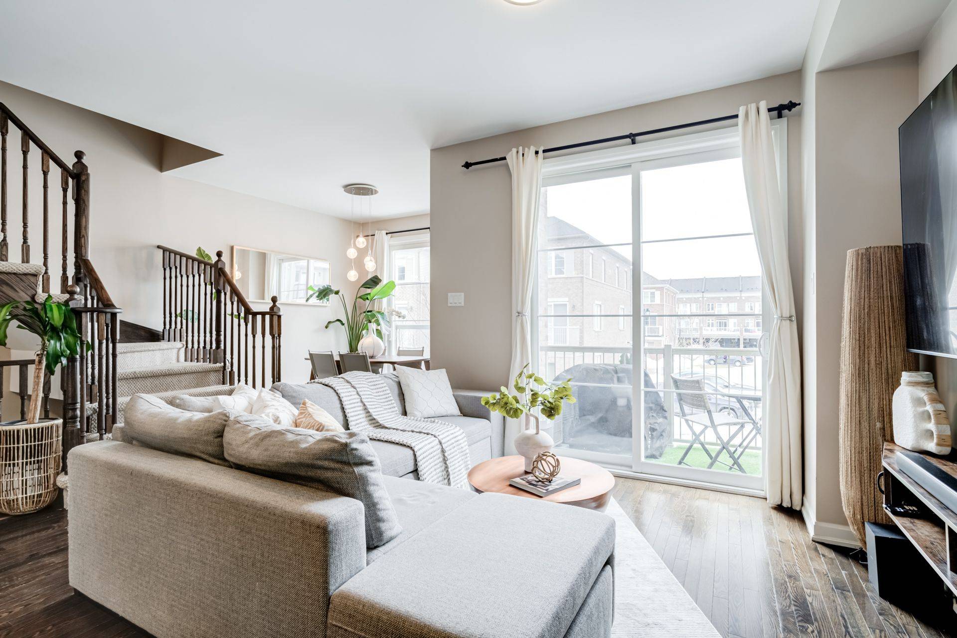Milton, ON L9T 8M7,165 Hampshire WAY #144