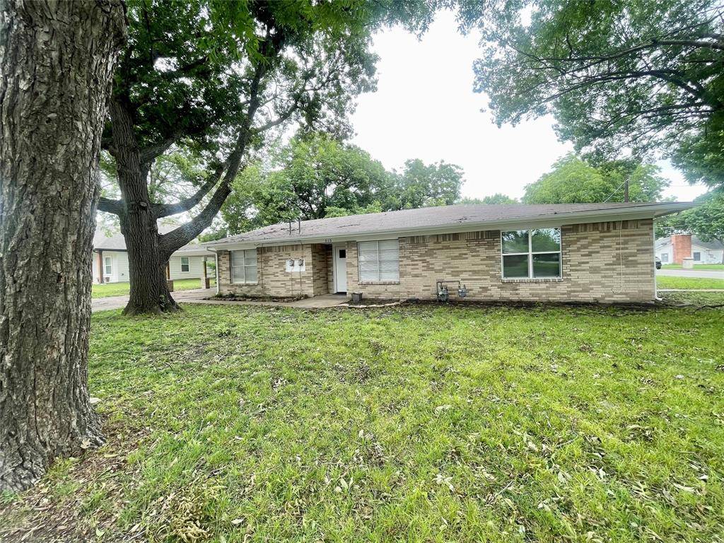 Farmersville, TX 75442,515 Maple Street