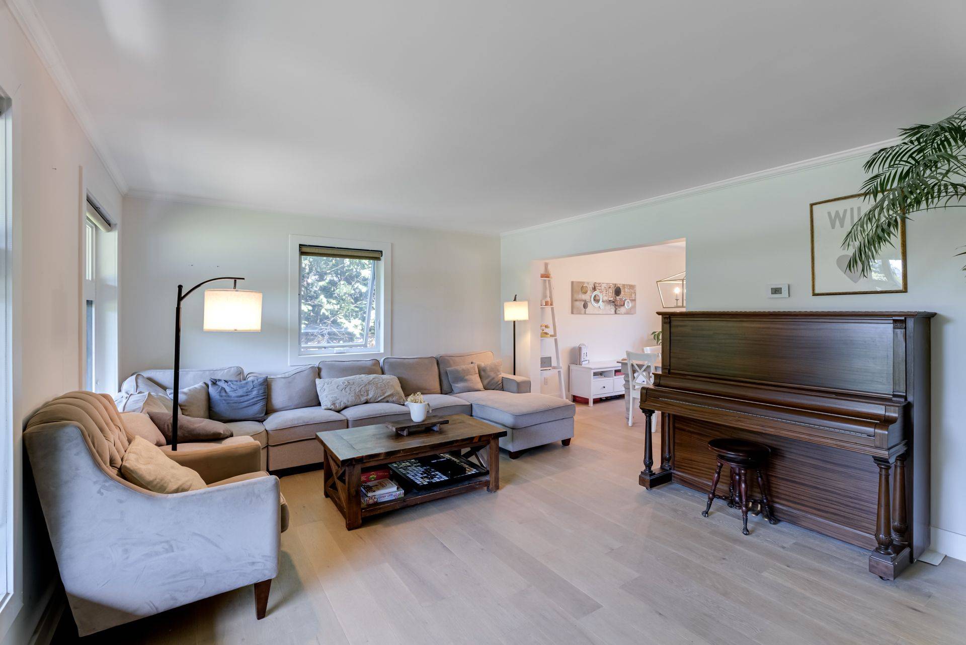 Springwater, ON L9X 0G9,71 Nicholson CRES