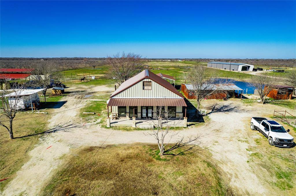 Barry, TX 75102,6249 NW County Road 1147