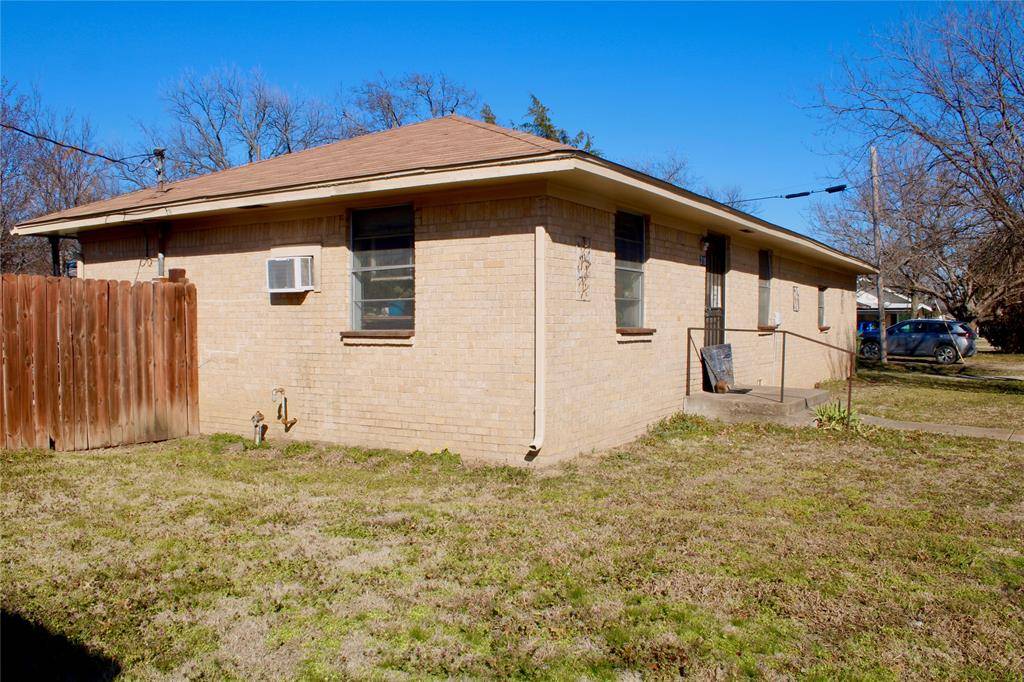 Sanger, TX 76266,319 Austin Street