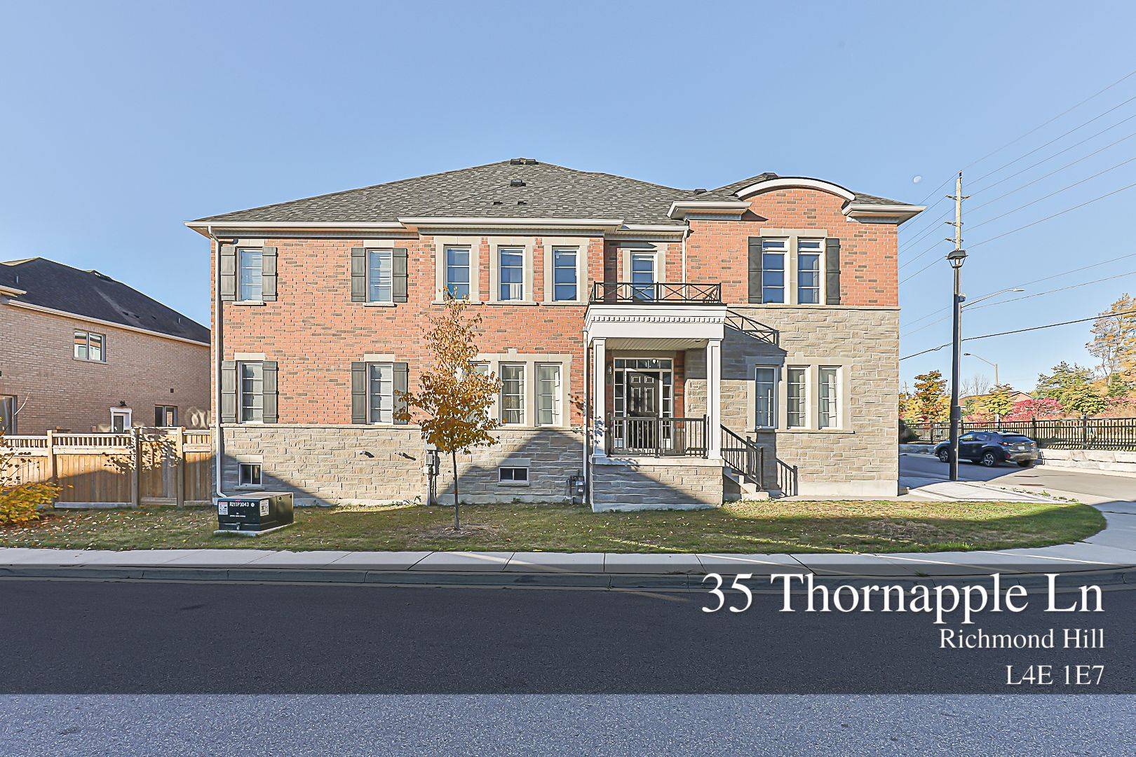 Richmond Hill, ON L4E 1E7,35 Thornapple LN