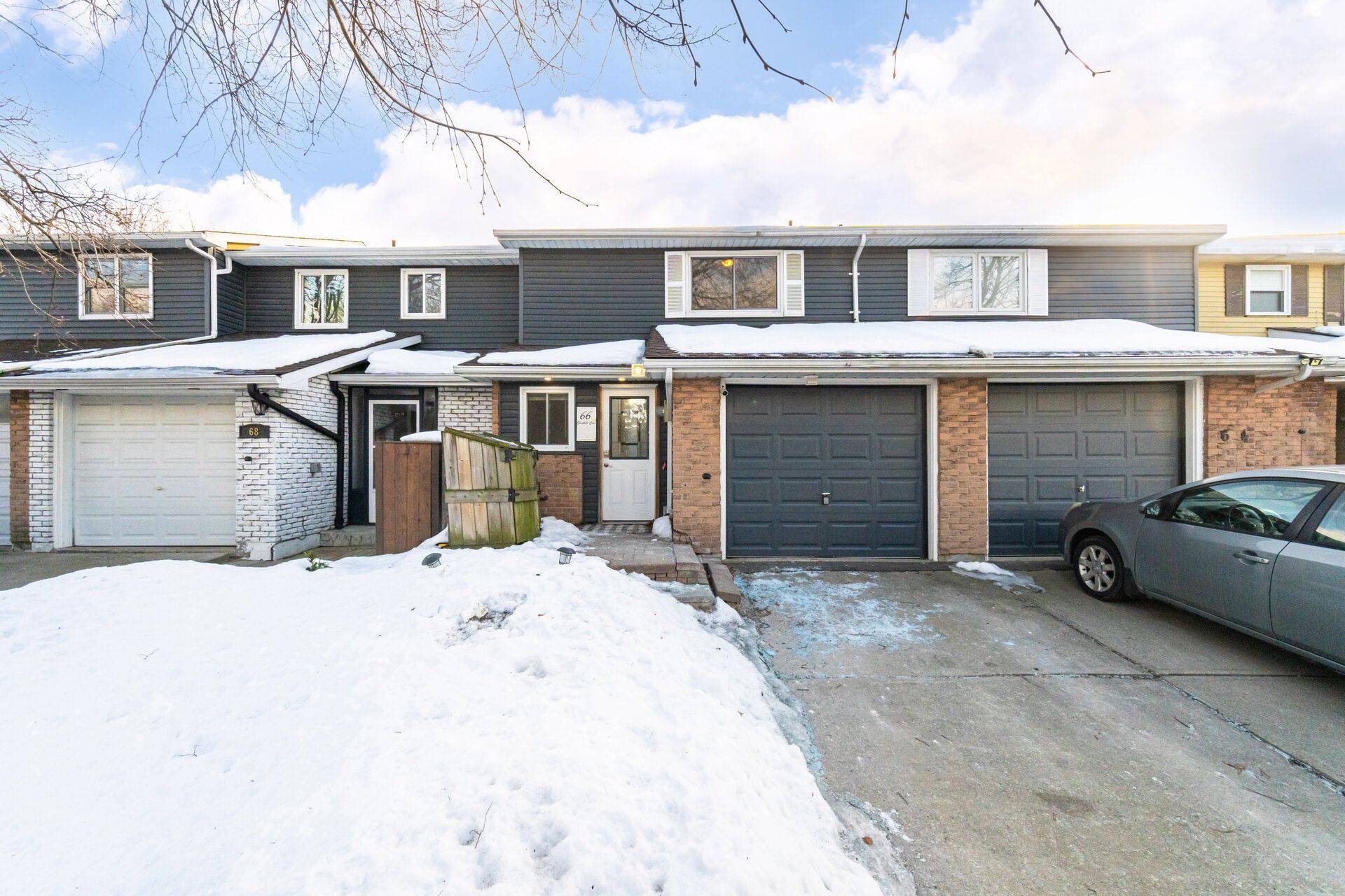 Hamilton, ON L9C 6H4,66 Gledhill CRES