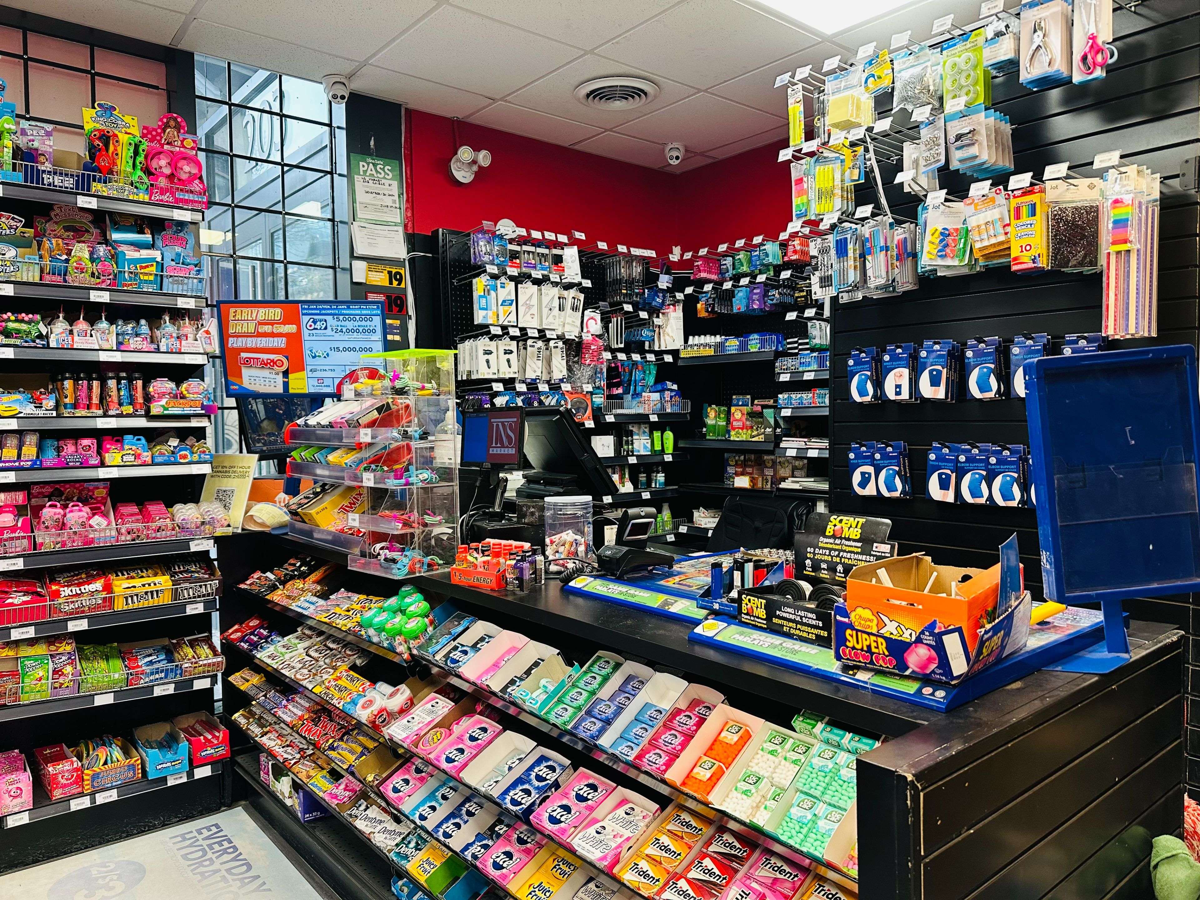 Toronto C01, ON M5T 0C8,205 College ST #101