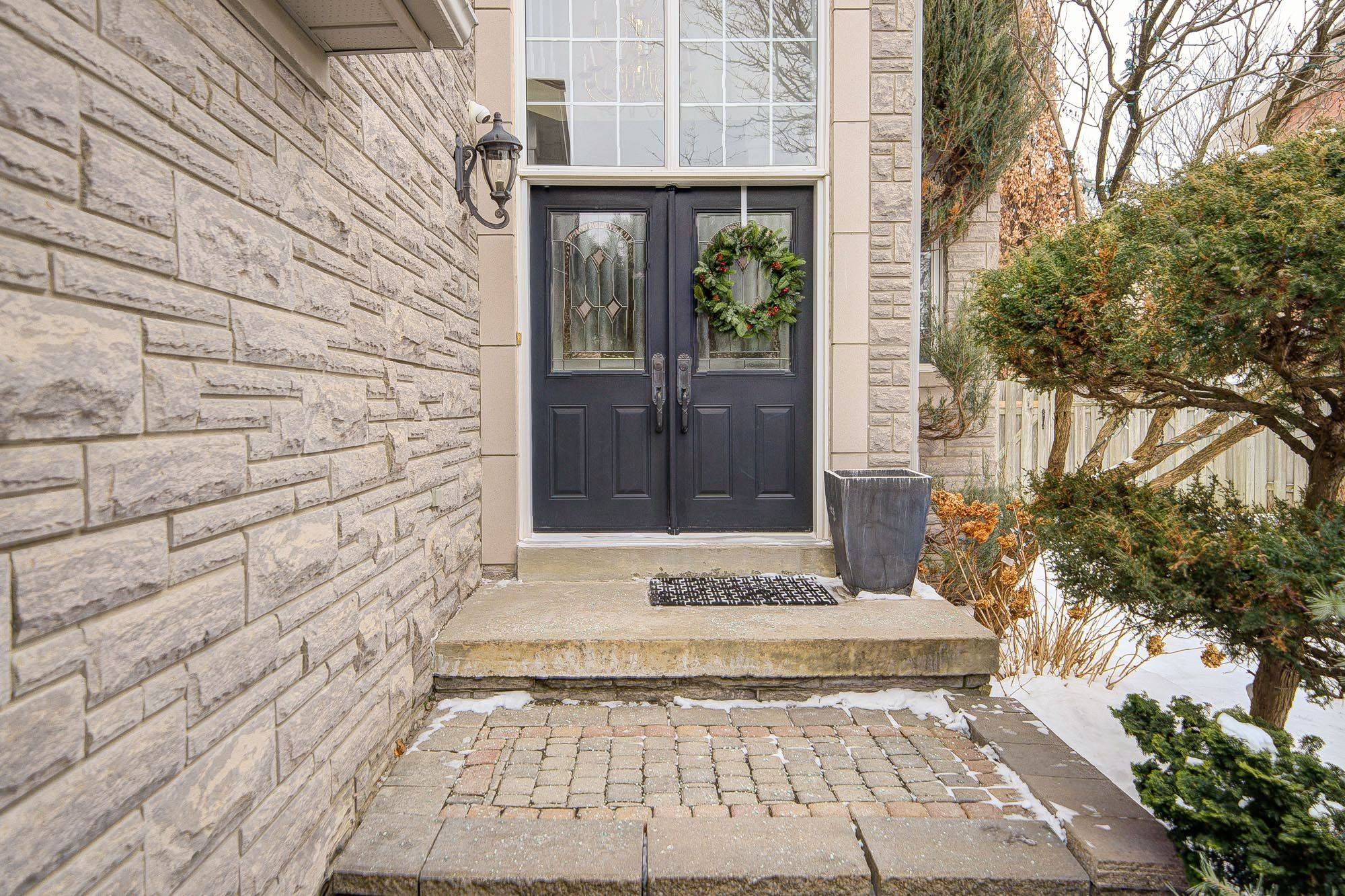 Richmond Hill, ON L4S 1W8,9 Alpine CRES