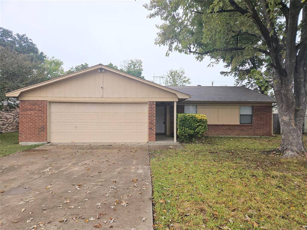 Benbrook, TX 76126,1609 Briar Run