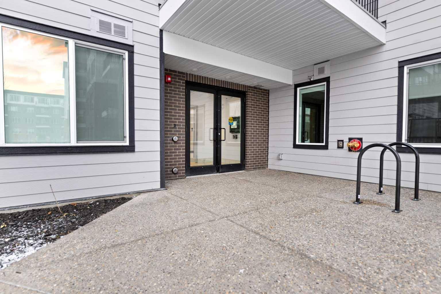 Calgary, AB T2X 5X2,111 Wolf DR SE #2411