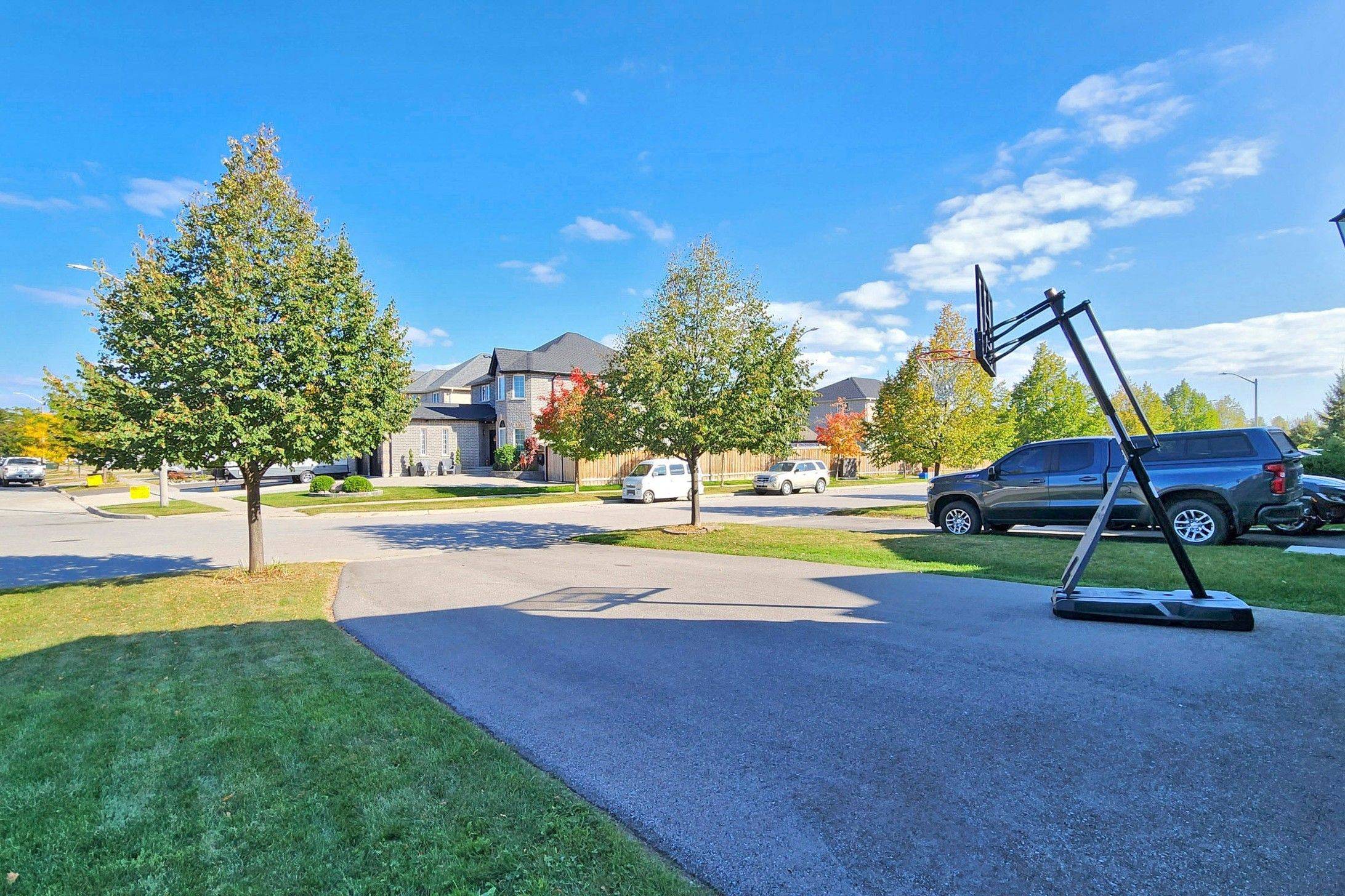 Innisfil, ON L9S 0B2,1847 Swan ST