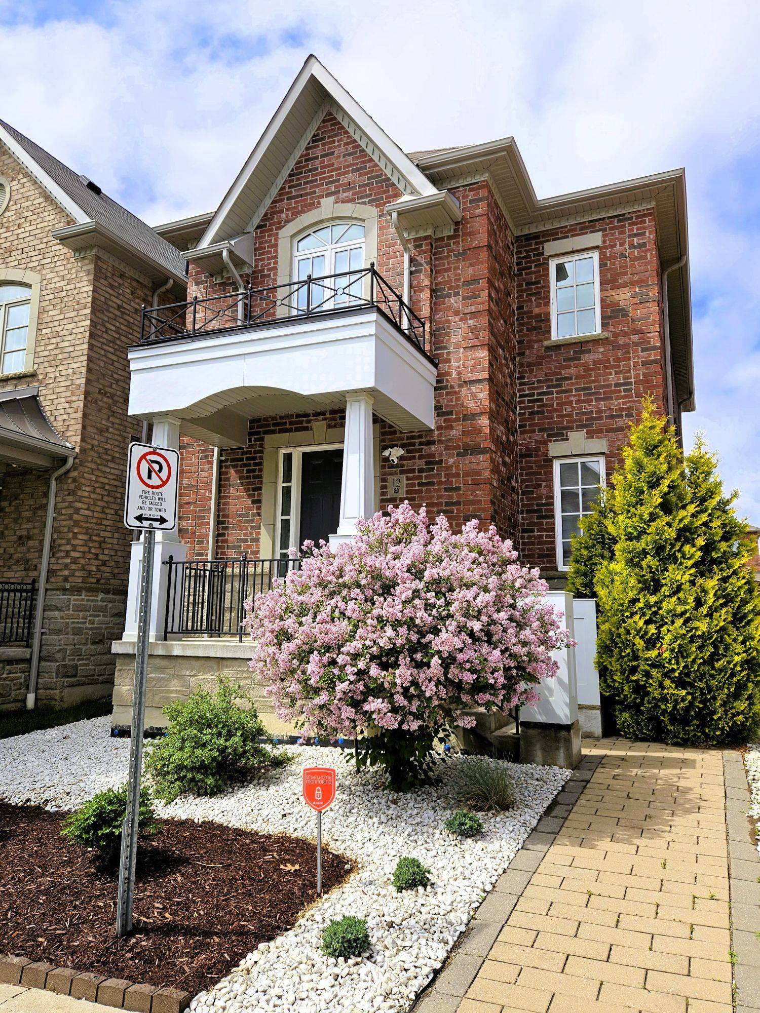 Richmond Hill, ON L4E 1B9,12 Plantain LN