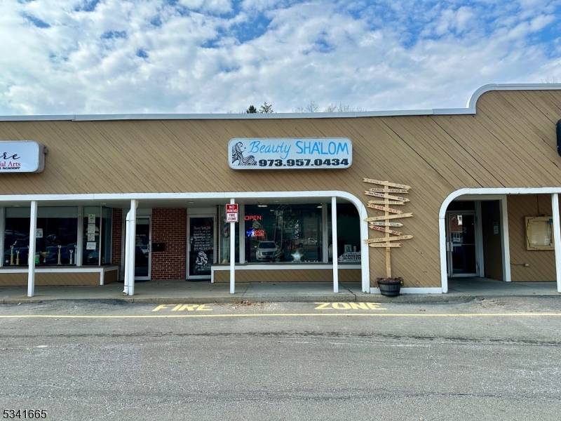 Denville Twp., NJ 07834,559 E Main St
