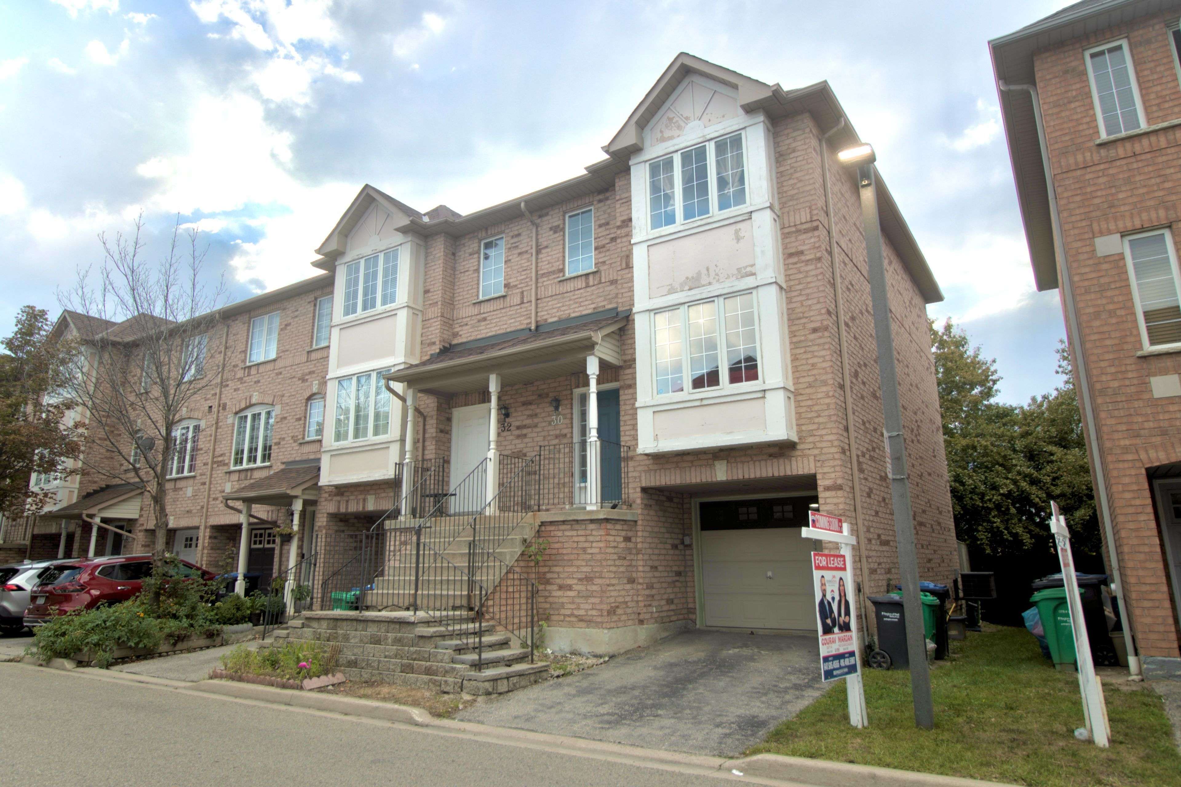 Mississauga, ON L4Z 4C9,80 Acorn PL #30