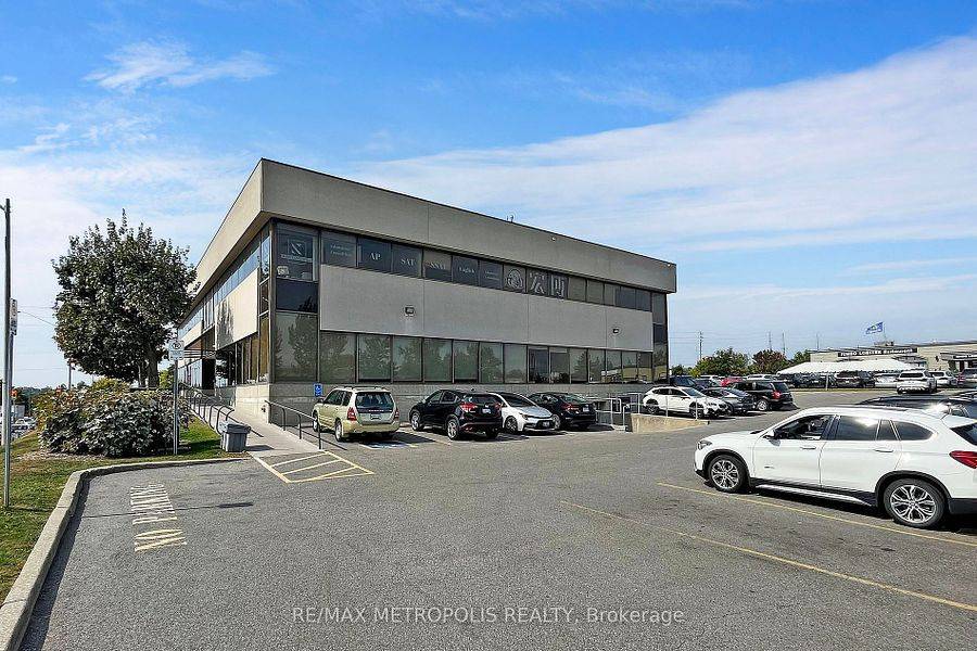 Markham, ON L3R 2W1,7481 Woodbine AVE #200