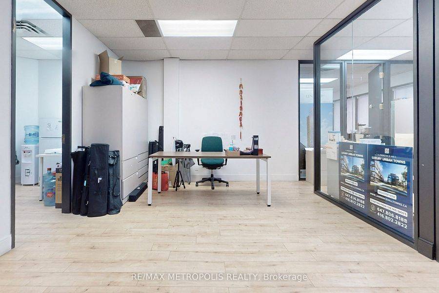 Markham, ON L3R 2W1,7481 Woodbine AVE #200