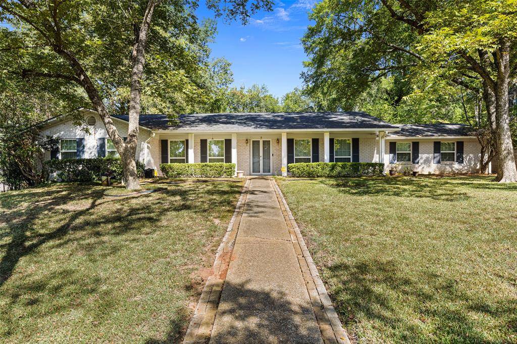 Longview, TX 75601,7 Lindsey Lane