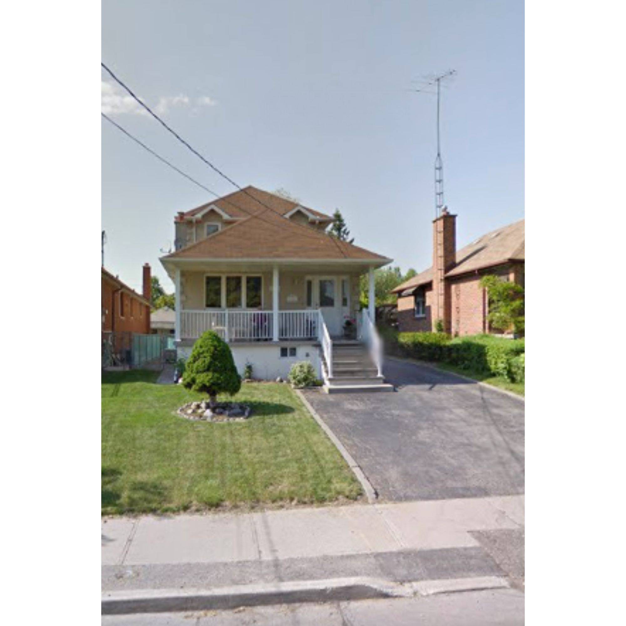 Toronto W04, ON M6B 2B5,1212 Glencairn AVE