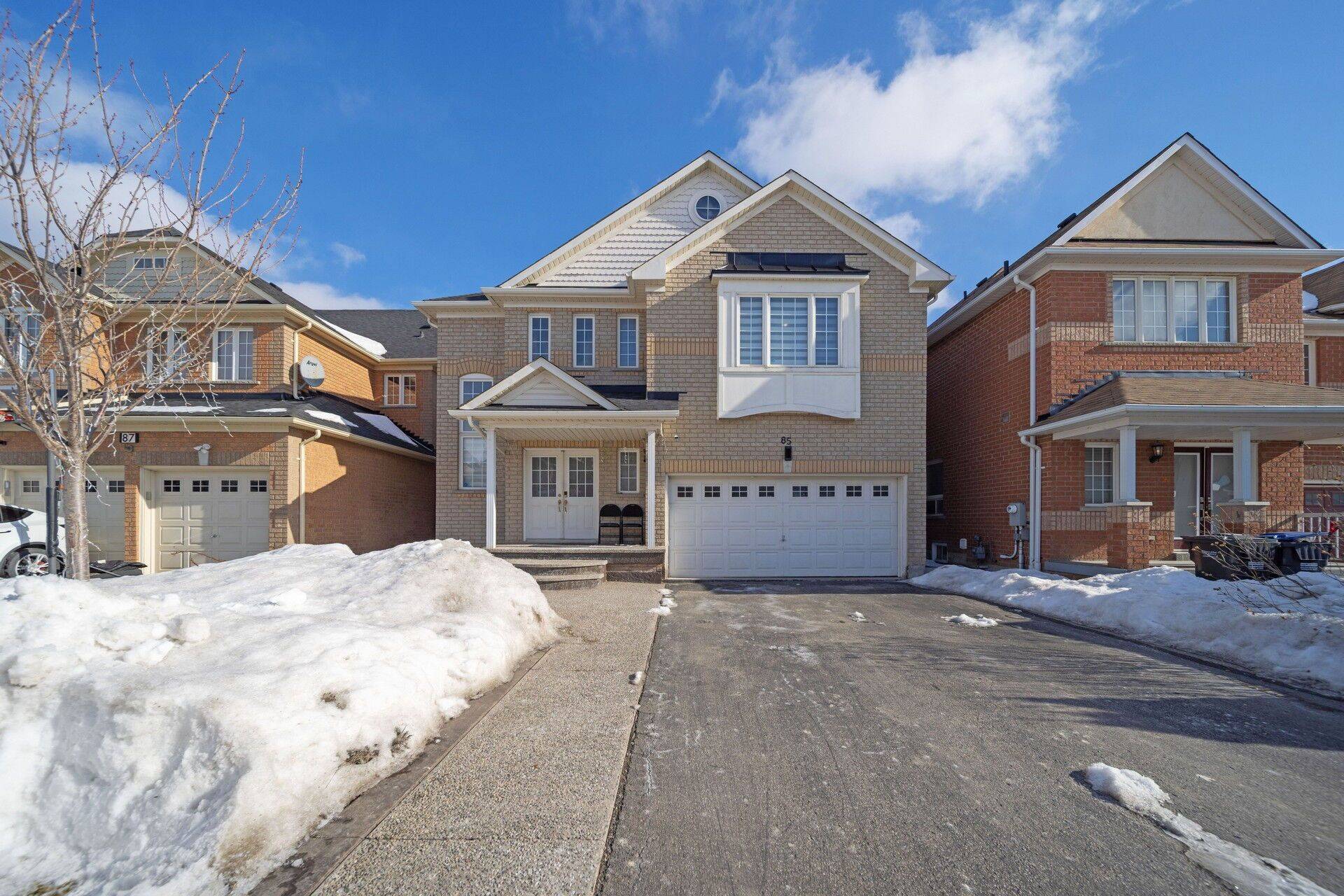 Brampton, ON L7A 3V9,85 Chalkfarm CRES