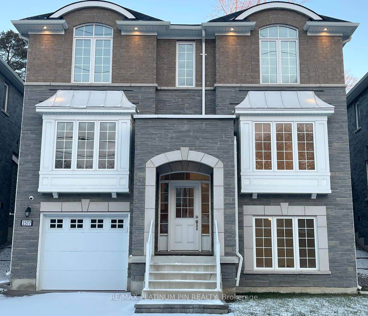Toronto W10, ON M9V 4A2,2577 Islington AVE