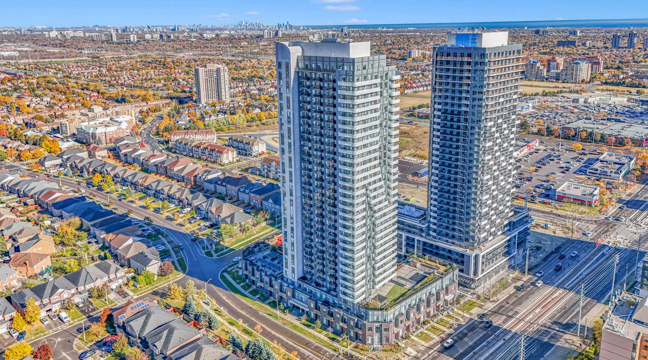 Mississauga, ON L4Z 0C6,8 Nahani WAY #2601