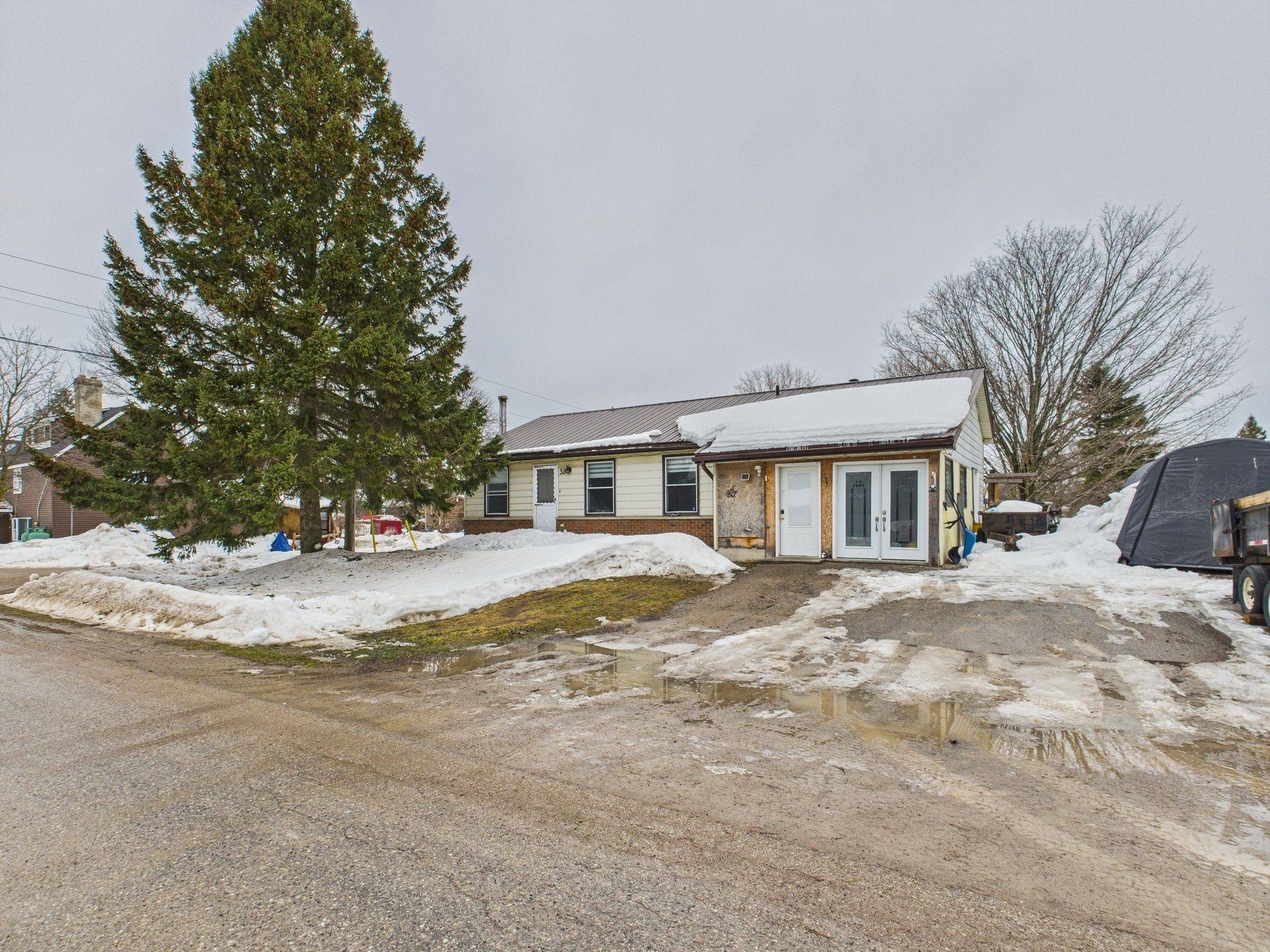 Ashfield-colborne-wawanosh, ON N0M 1R0,58 Albert ST