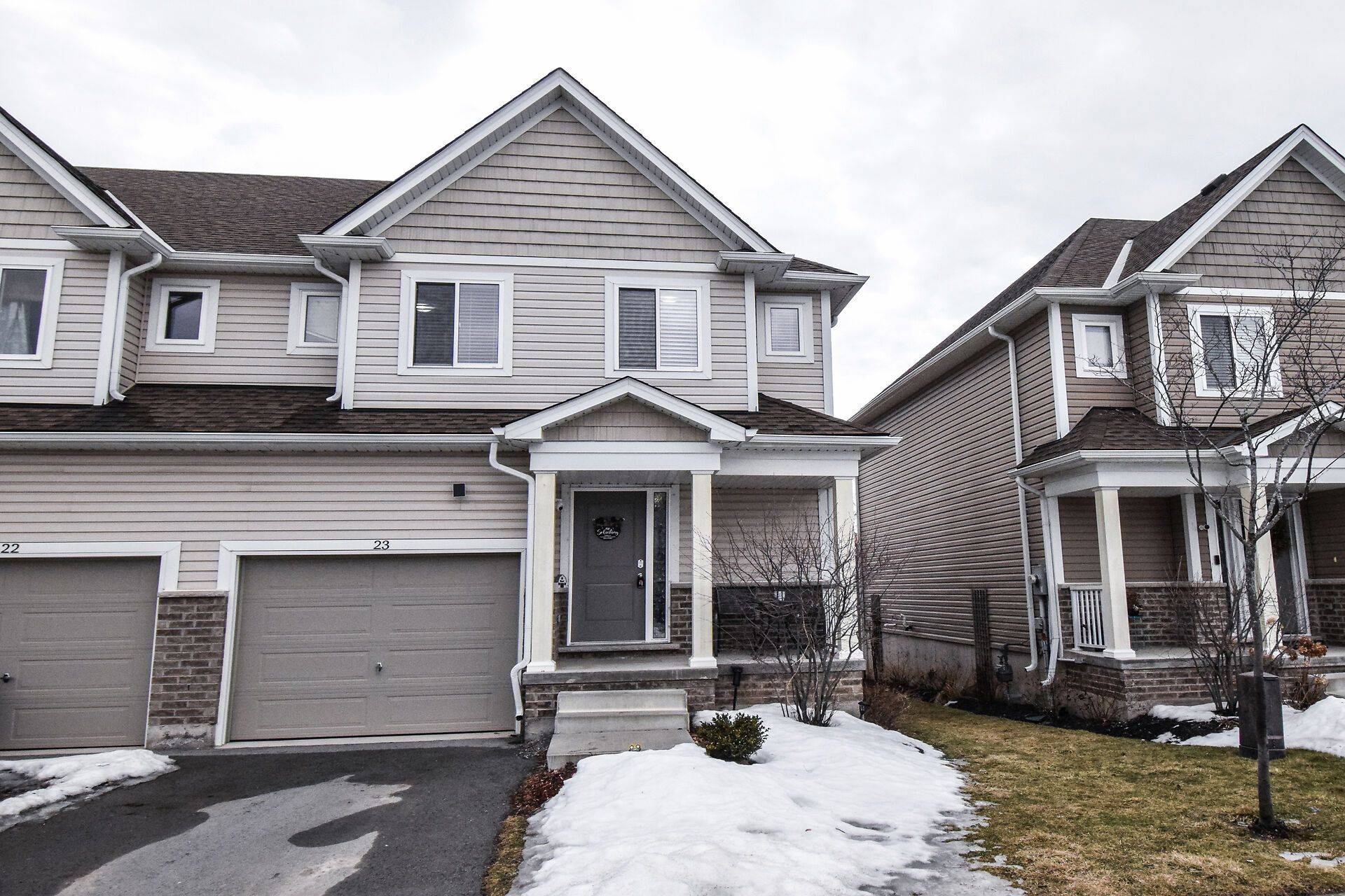 St. Catharines, ON L2P 3M8,60 Canterbury DR #23