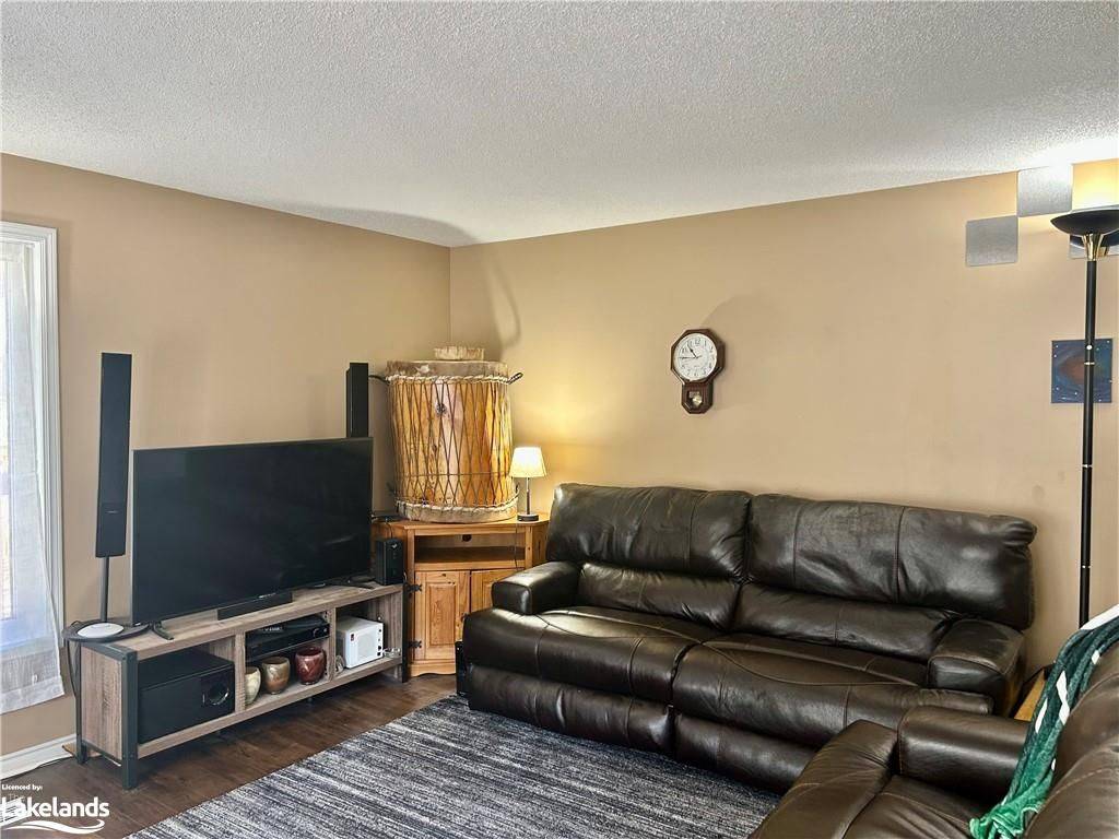 Huntsville, ON P1H 1A4,1591 HIDDEN VALLEY RD #20