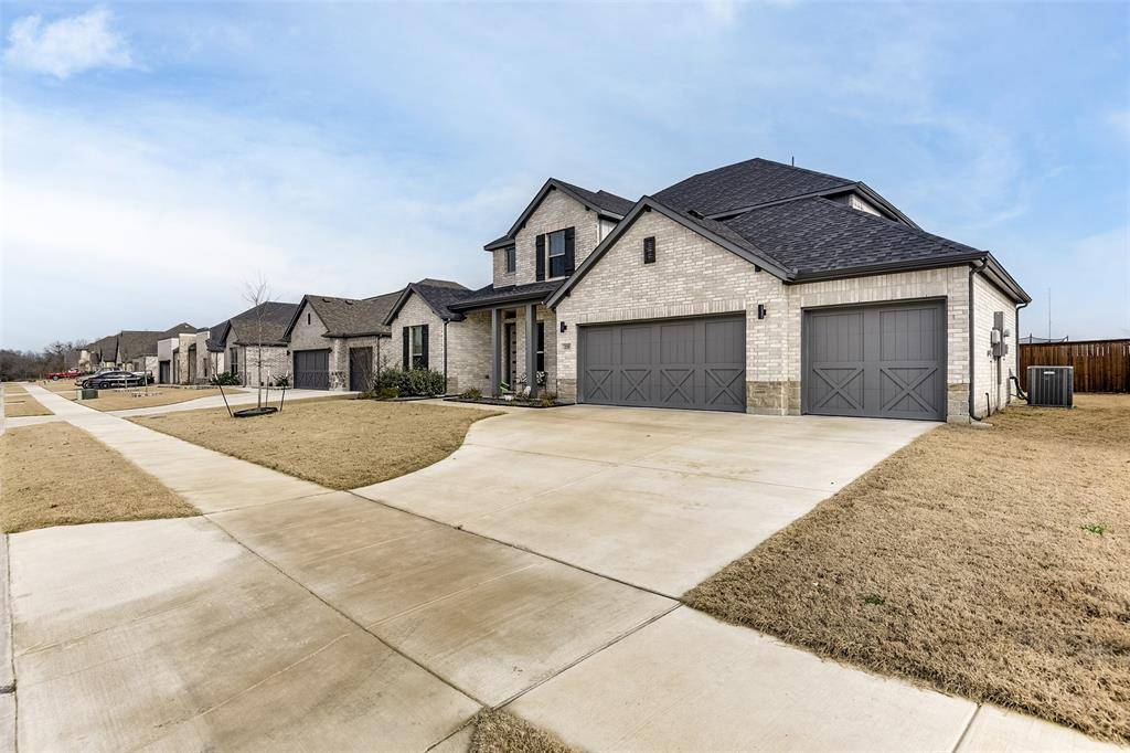 Waxahachie, TX 75165,235 Half Moon Drive