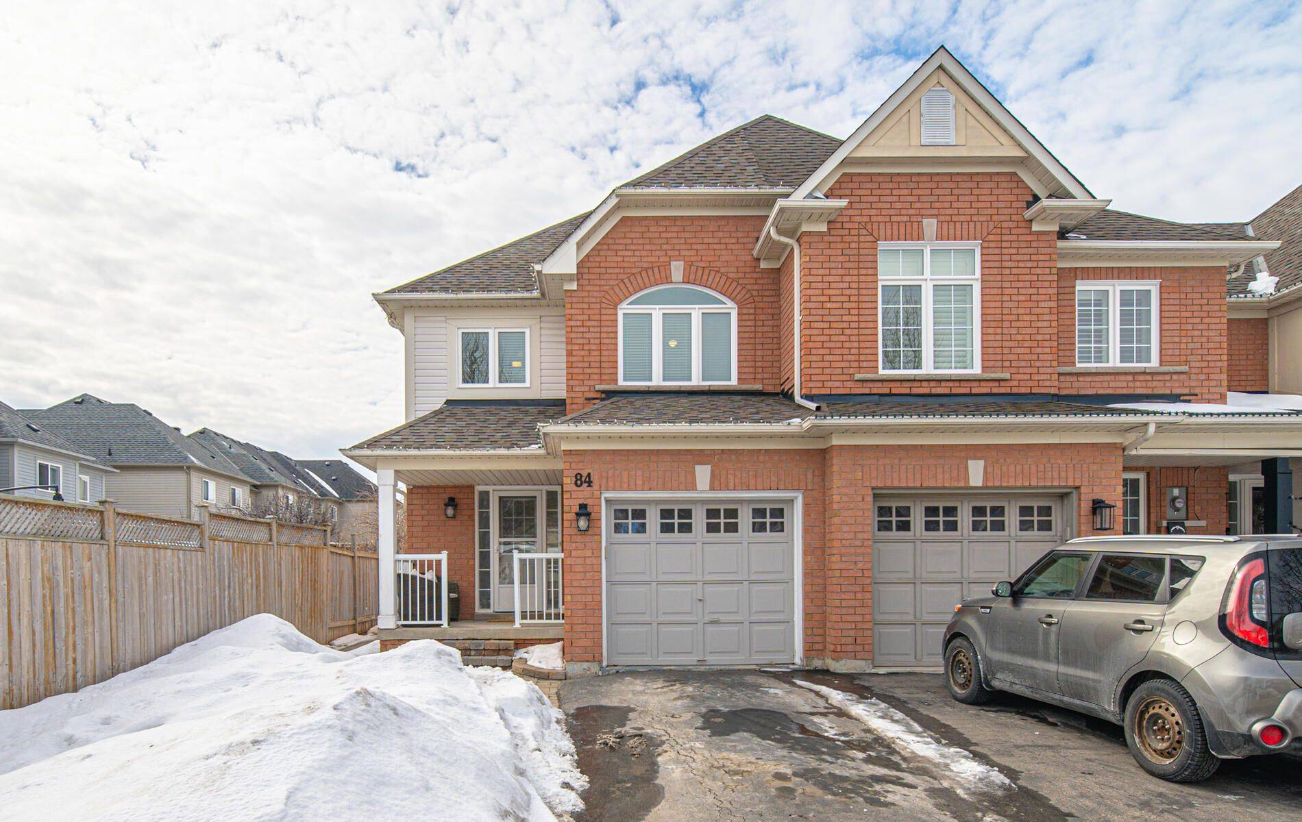 Clarington, ON L1C 5L7,84 Millburn DR