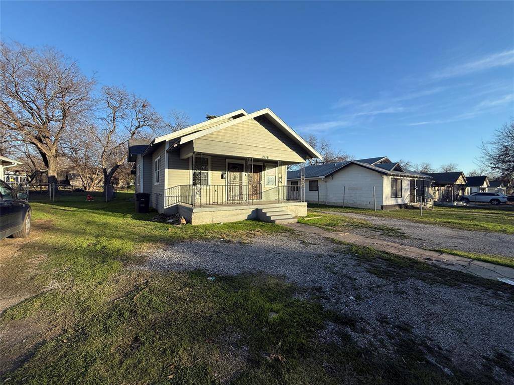 Fort Worth, TX 76164,2116 Columbus Avenue