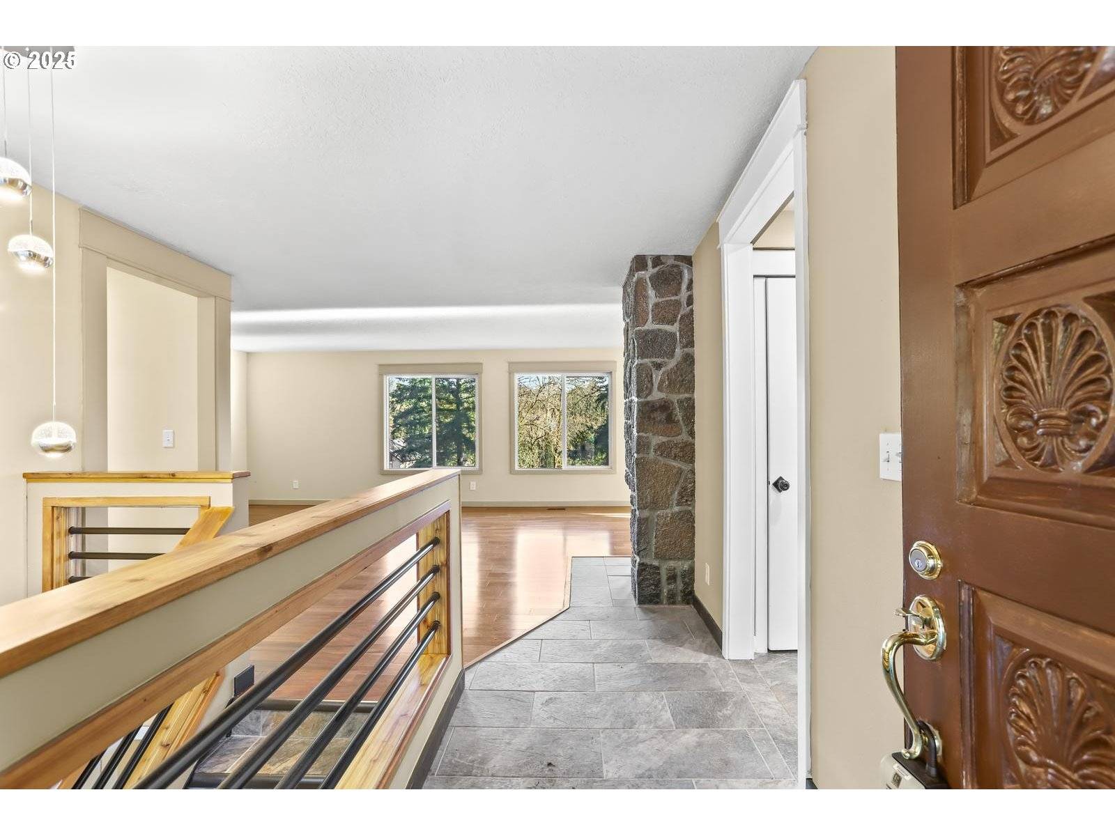 Lake Oswego, OR 97035,6 FALSTAFF ST
