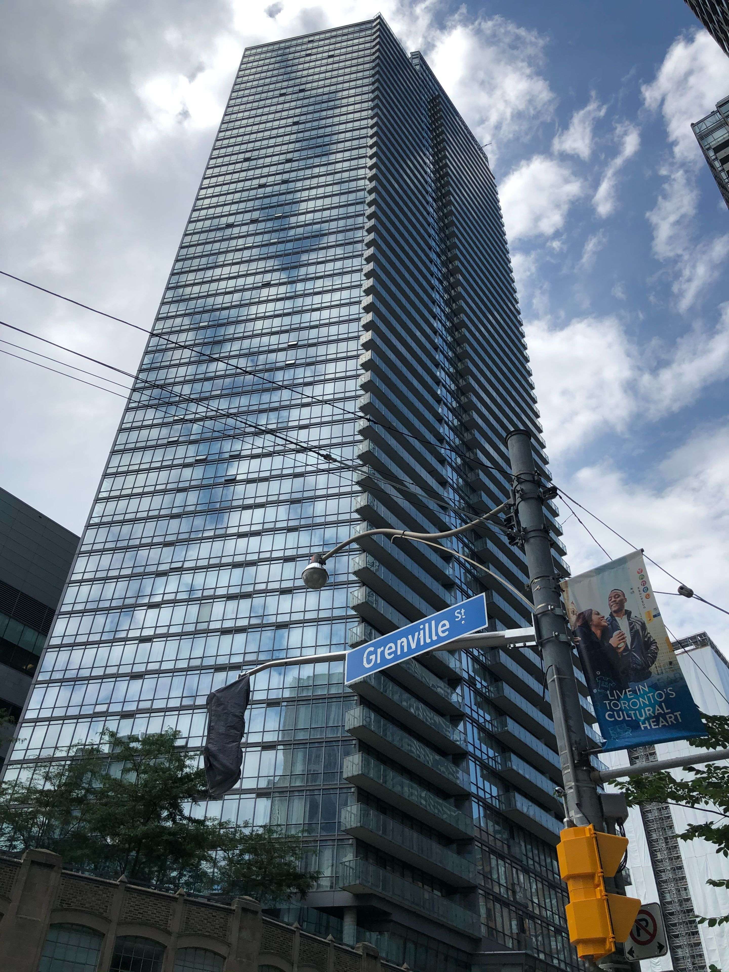 Toronto C01, ON M5S 1Z6,832 Bay St ST #2606