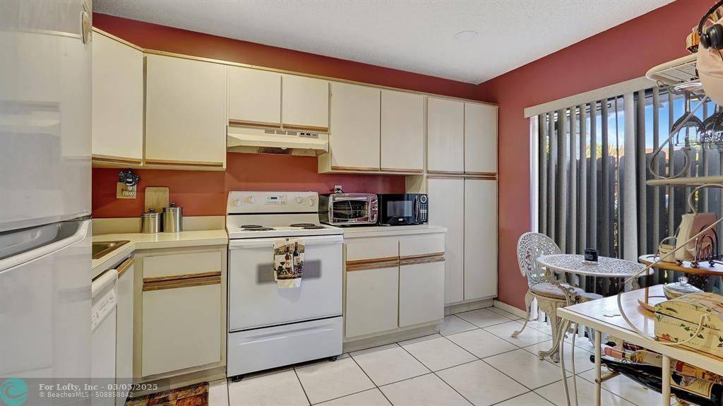 Fort Lauderdale, FL 33351,4979 NW 82nd Ave #705