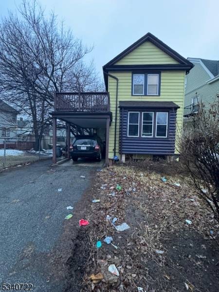 East Orange City, NJ 07017,301 N Grove St