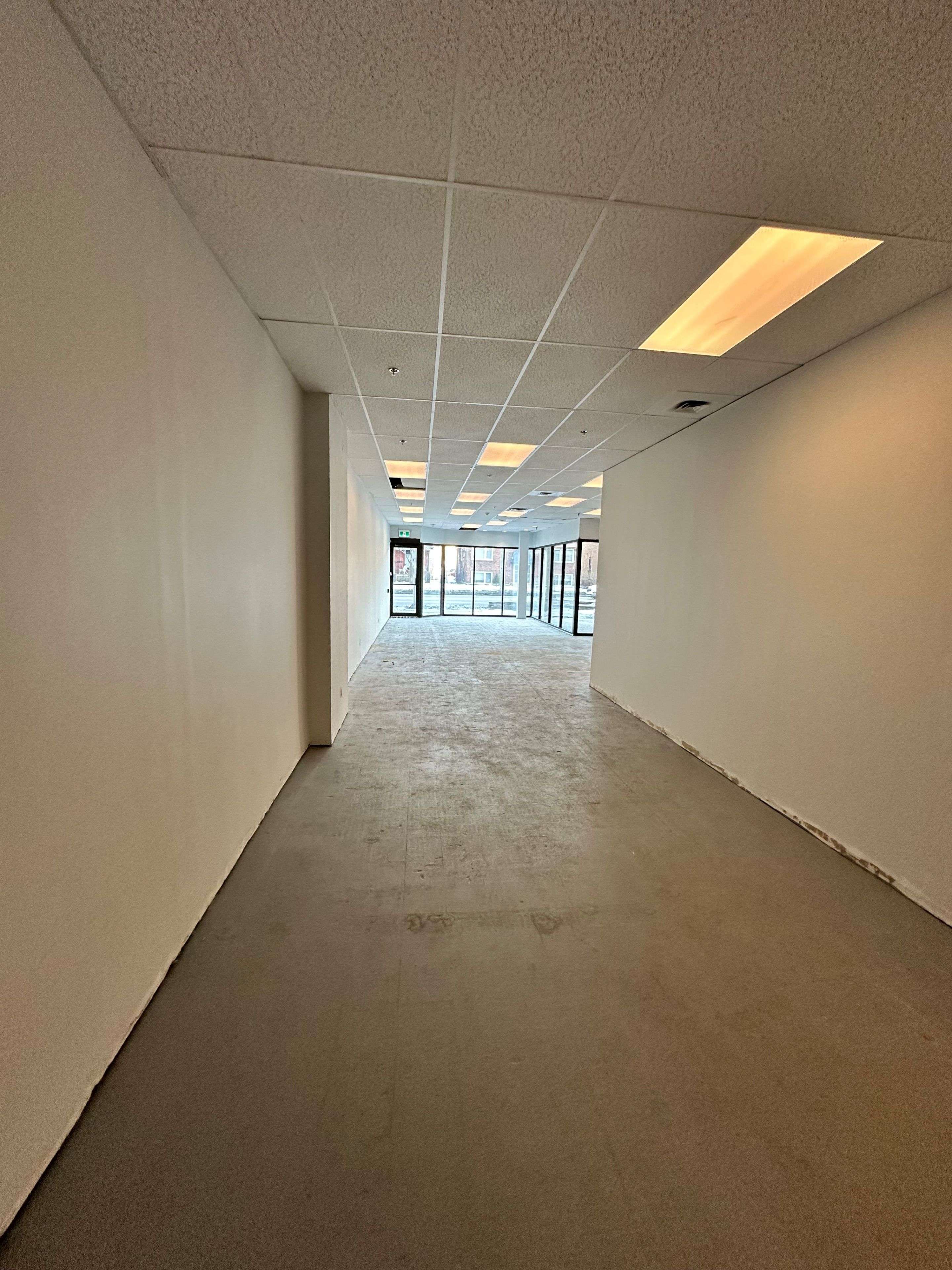 London East, ON N6A 5G6,205 Oxford ST E #C107