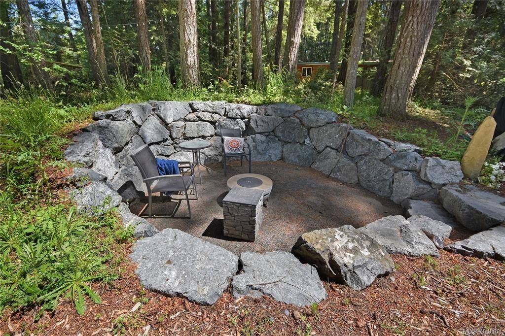 Gabriola Island, BC V0R 1X3,LT 25 Jeanette Ave