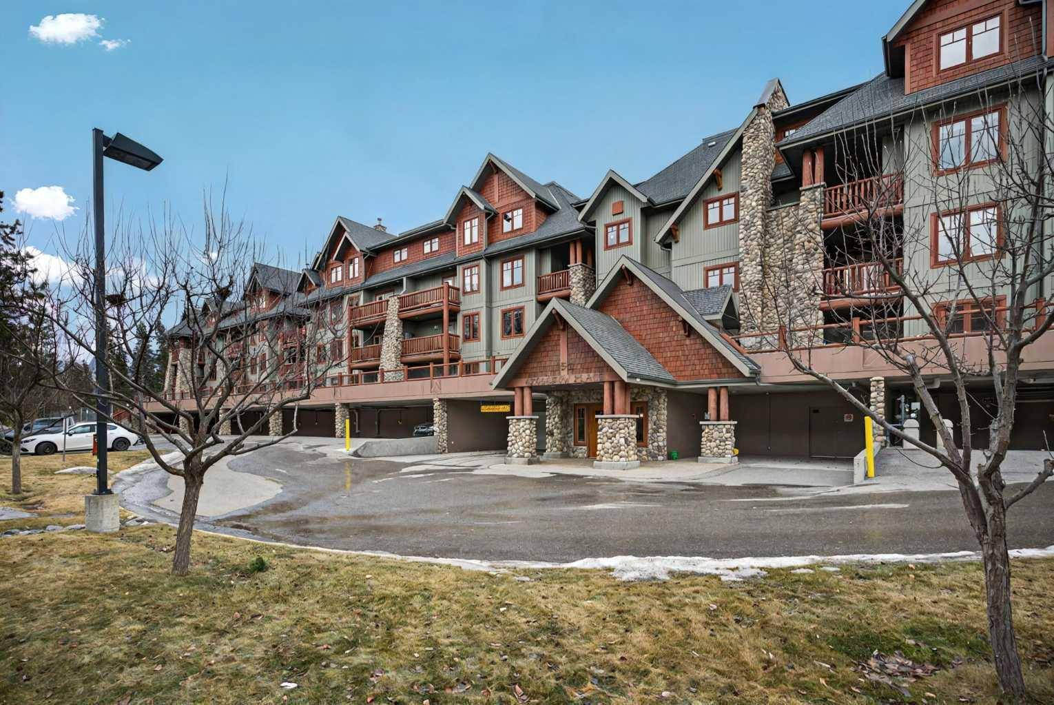 Canmore, AB T1W 3H5,150 Crossbow PL #104