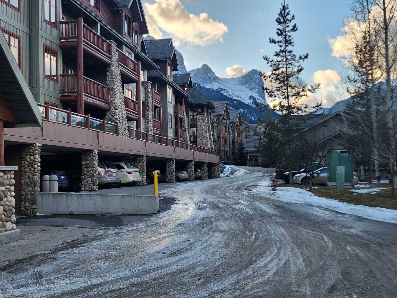 Canmore, AB T1W 3H5,150 Crossbow PL #104